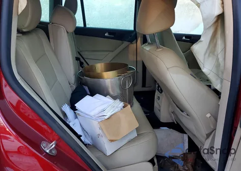 2012 Volkswagen Tiguan S z USA, uszkodzony, nr VIN WVGBV7AX1CW005073